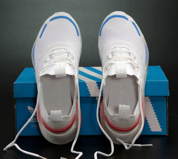 Adidas cloud nmd hotsell