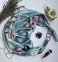 Дизайнерский шелковый платок "Лавандовый блюз" украшен натуральным камнем My Scarf, премиум коллекция