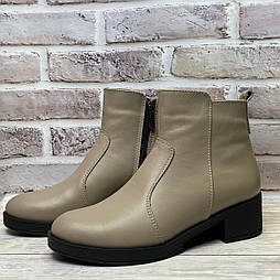 Жіночі шкіряні демісезонні черевики на маленькому підборі