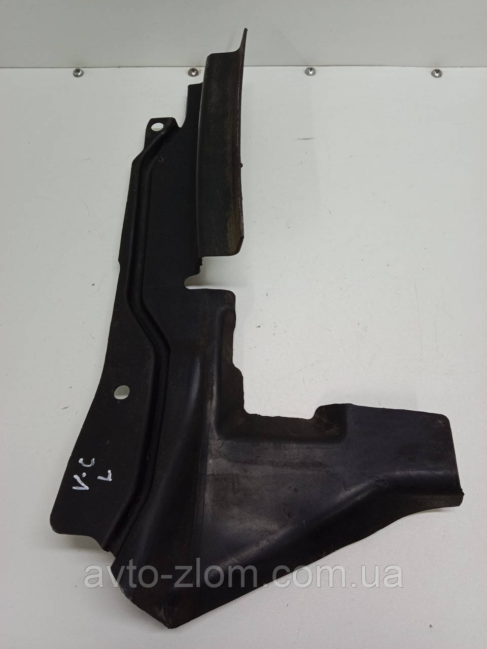 Дефлектор радіатора Opel Vectra C, Опель вектра Ц. Лівий. 13182650., фото 1