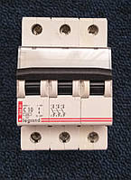 Автоматический выключатель Legrand C10 3-фазный 10A 6кА 400В 003449