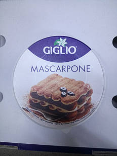 Сир М'який Mascarpone Valcolatte Маскарпоне Валколат 250 г Італія
