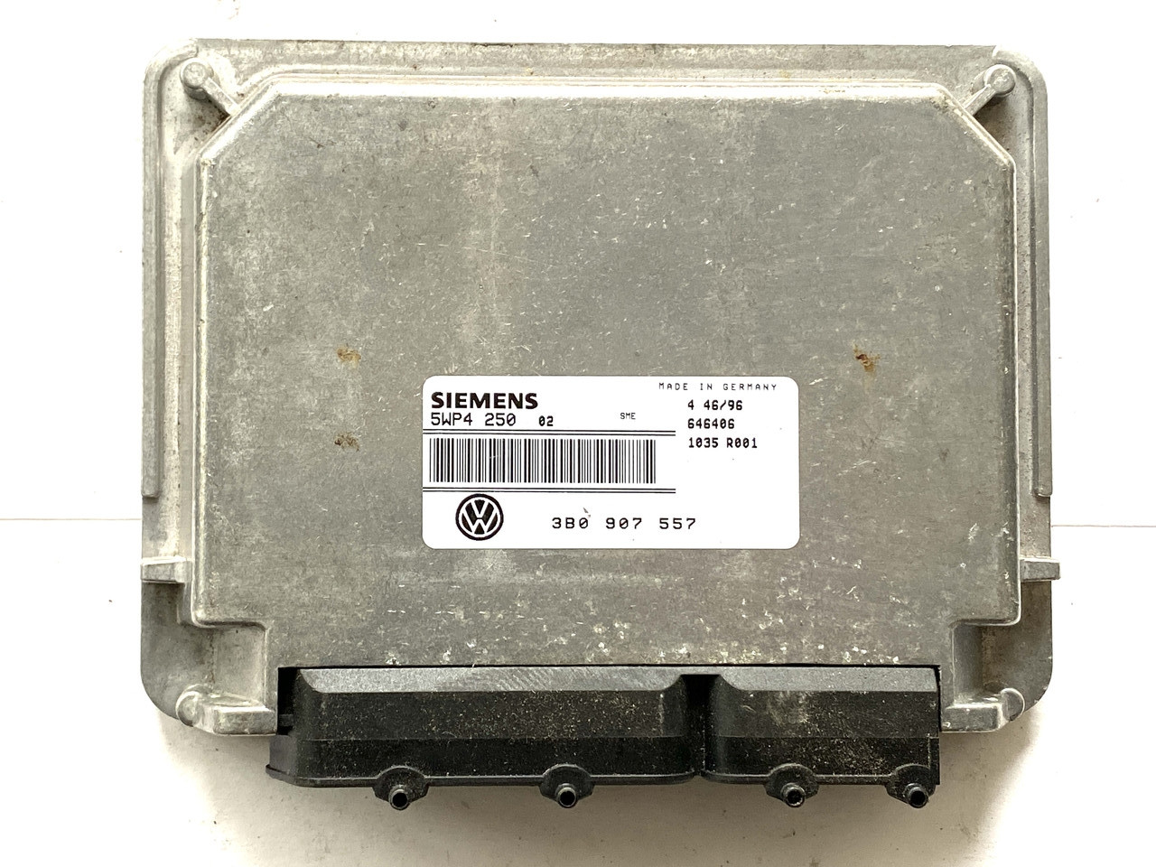 Електронний блок керування 3B0907557 siemens 5WP4250 02