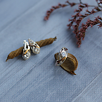 Серебряные серьги и кольцо с золотыми вставками и фианитом