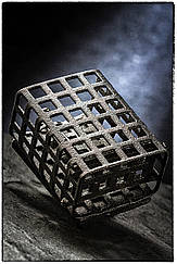 Годівниця фідерна металева прямокутна 20 гр