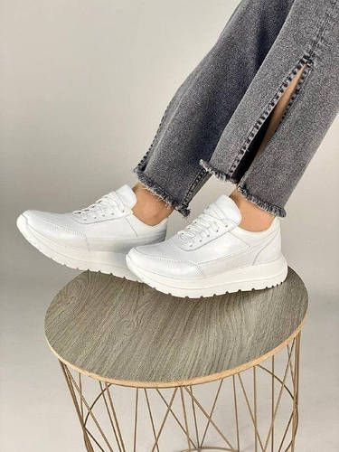 Кроссовки женские кожаные белые на белой подошве, цена 2350 грн — Prom ...