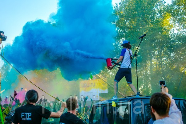 Балон з Фарбою Холі 1 кг., для свят, гендер паті, фестивалів, флешмобів, фото