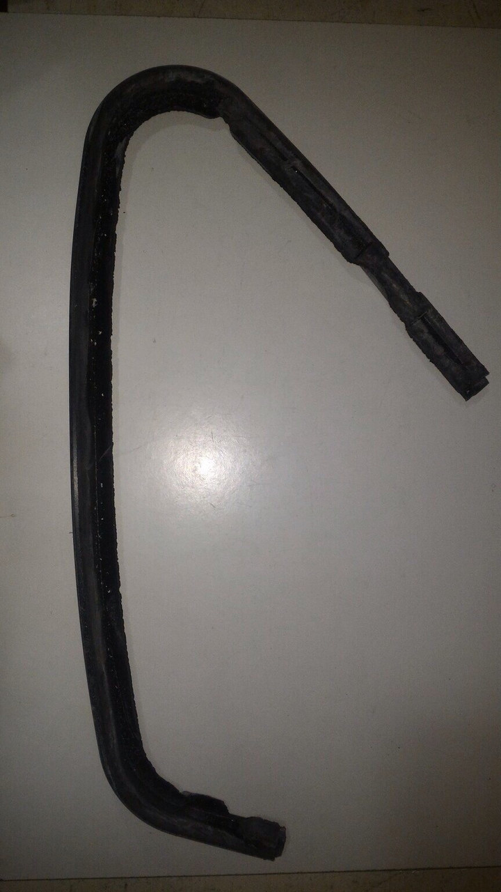 Уплотнитель форточки УАЗ 452 469 передней левой (ID#1775808992), цена ...