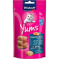 Лакомство для кошек сочные снеки Vitakraft Yums 40 г (лосось и Омега-3)