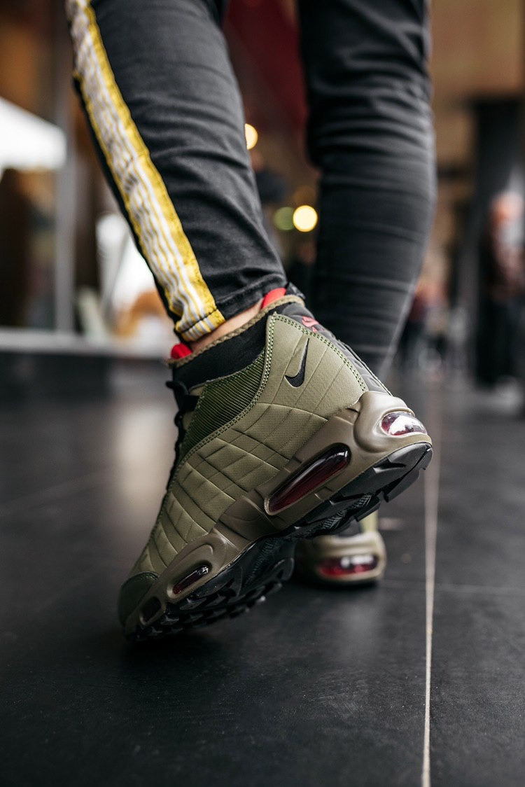 Nike id on sale 95 air max