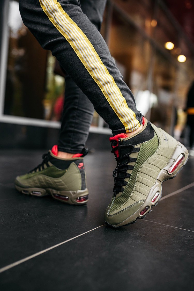 Nike 806809 store