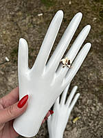 Белый манекен кисть женская рука