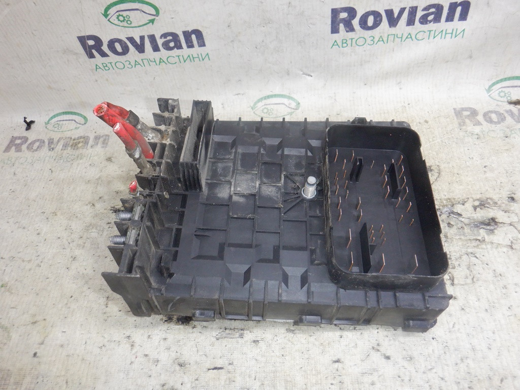 Блок предохранителей (2,0 TDI 16V) Volkswagen JETTA 5 2005-2010 ...