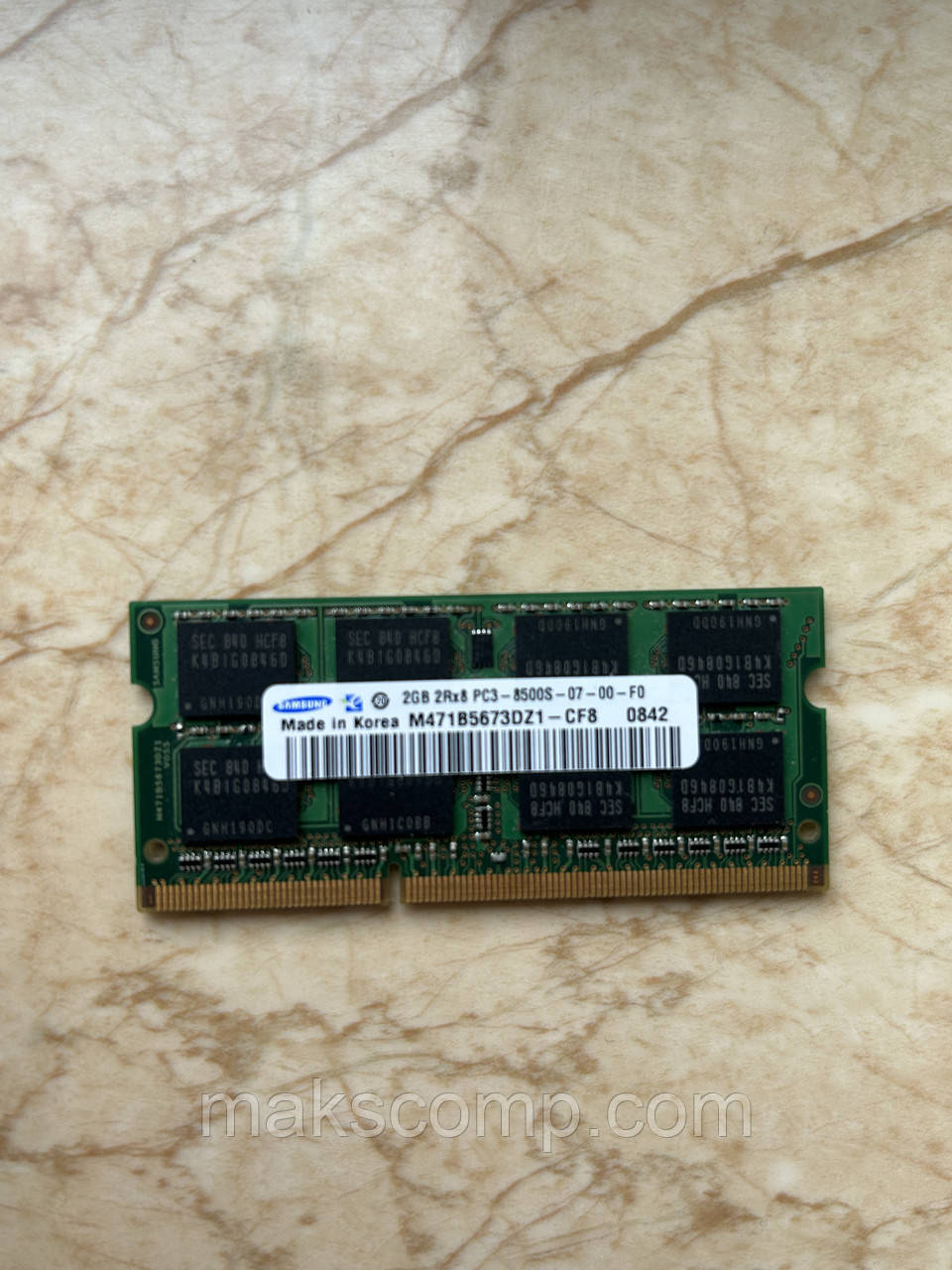 ПSamsung 2Gb So-DIMM PC3-8500 DDR3-1066 (M471B5673DZ1-CF8)