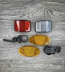 Набір із чотирьох катафотів із кріпленнями для велосипеда