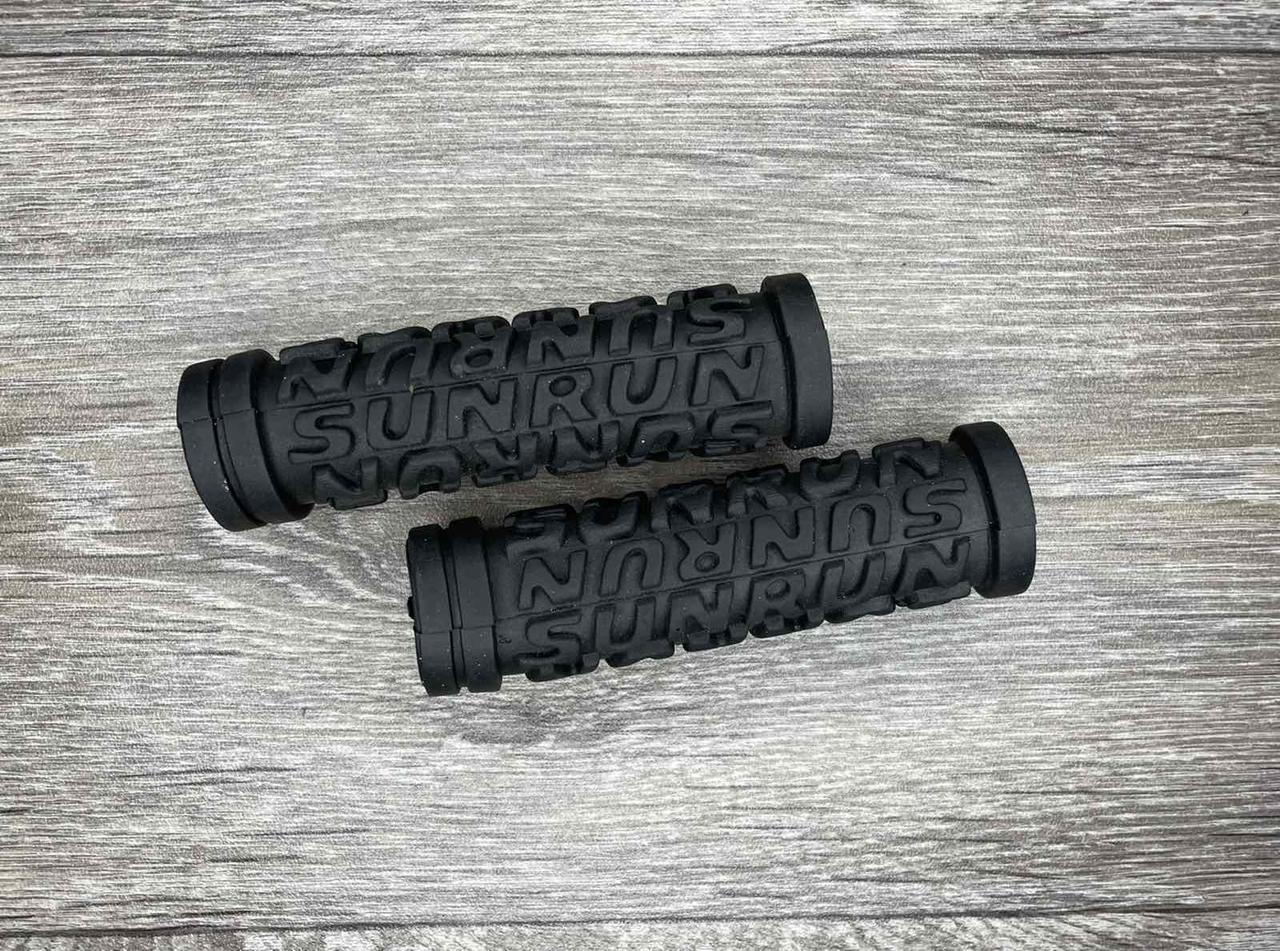 Π ΡΡΠΊΠΈ Π³ΡΠΌΠΎΠ²Ρ ΡΠΎΠ·ΠΌΡΡ 105 ΠΌΠΌ SunRun, ΡΠΎΡΠ½Ρ