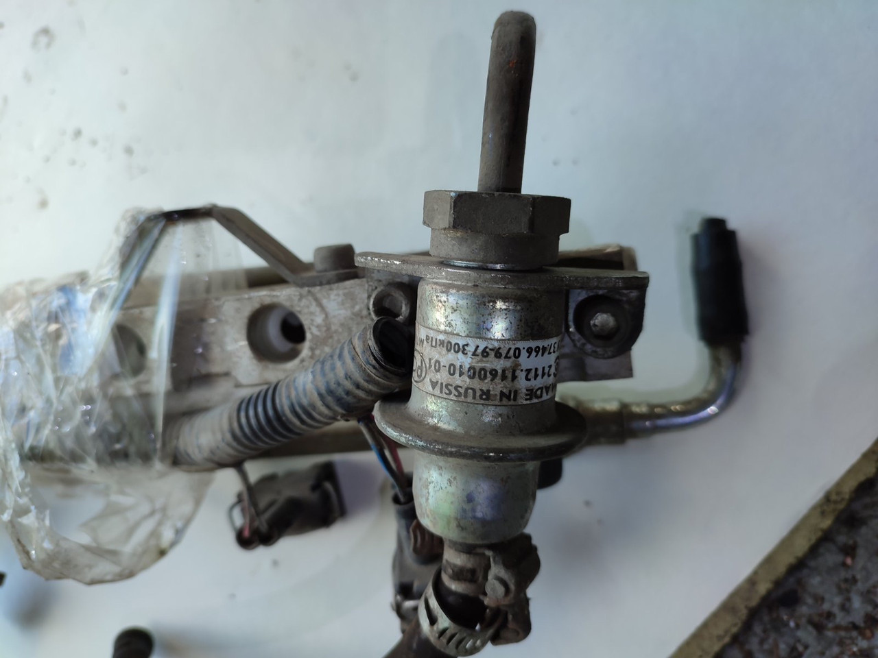 Купить Регулятор давления топлива ЗАЗ Сенс, Ланос 1.4, Таврия, Славута ...