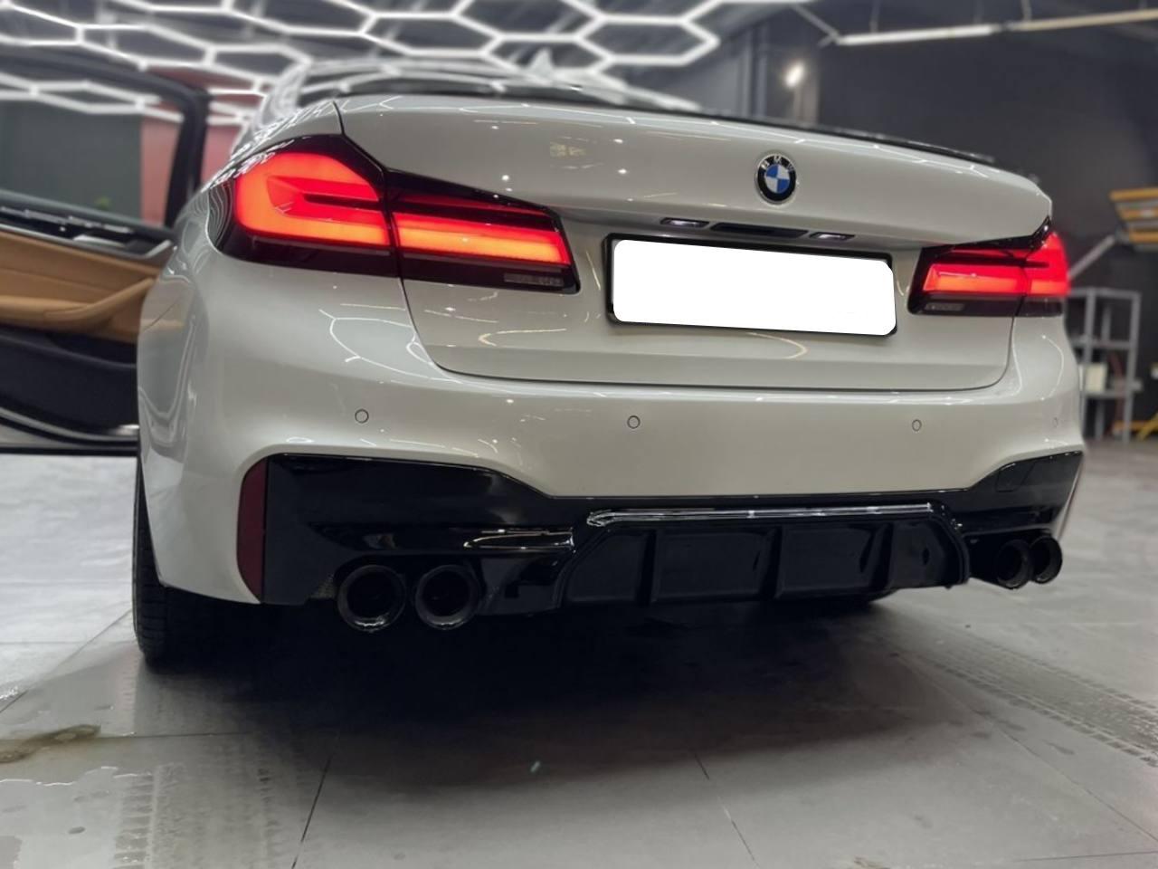 Задній бампер для BMW 5 Series G30 2017-2023 в стилі M5 LCI 2020+, фото 1