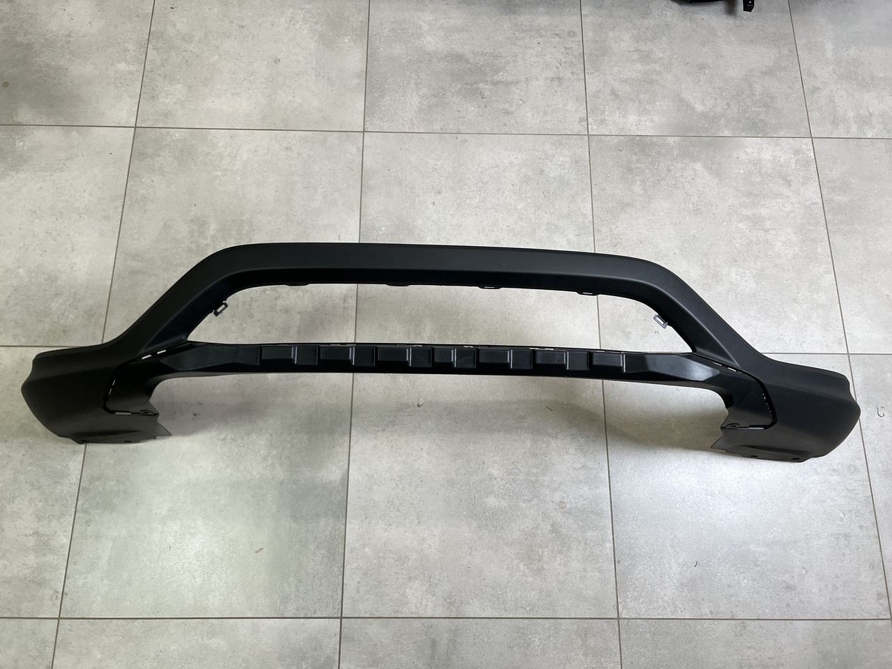 Нижня частина переднього бампера Honda CR-V 2015-2017 2.0 1.6d, фото 1