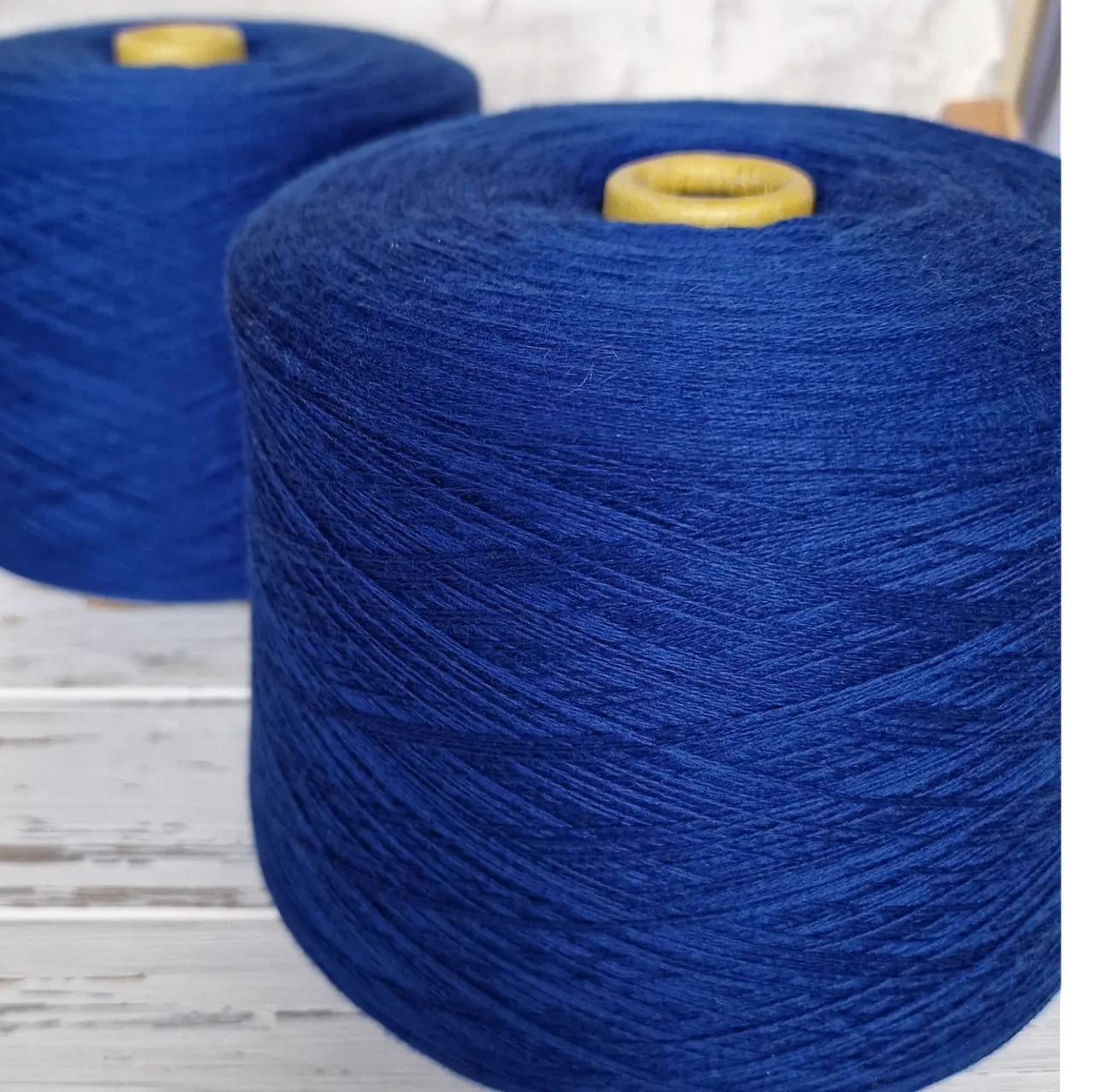 Пряжа Меринос 100%,Zegna Baruffa Cashwool електрик