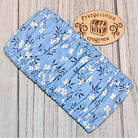 Чохол для квадратних п'ялець Nurge №4 (250*280 мм) Білі квіточки на блакитному