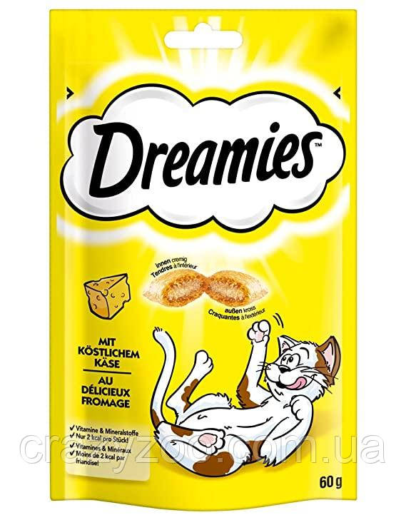 Ласощі для котів Dreamies Cat подушечки зі смаком сиру 60 г 037986
