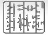 Пластикова модель 1/24 ICM 16104 Солдат Збройних сил України, фото 2