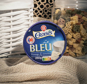 Сир з пліснявою "Les Croises Le Bleu"  250 гр. Франція