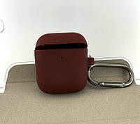 Чехол на AirPods 1, 2 silicone case с карабином силикон матовый бордовый