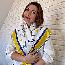 Шовкова хустка патріотична 90*90 см біла з синьо-жовтим ручна обробка краю, фото 4