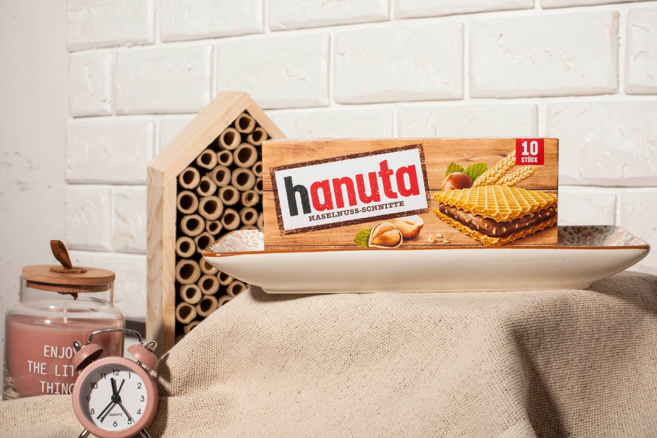 Вафлі 😊 Hanuta з шоколадом та горіхами 220 гр. Німеччина