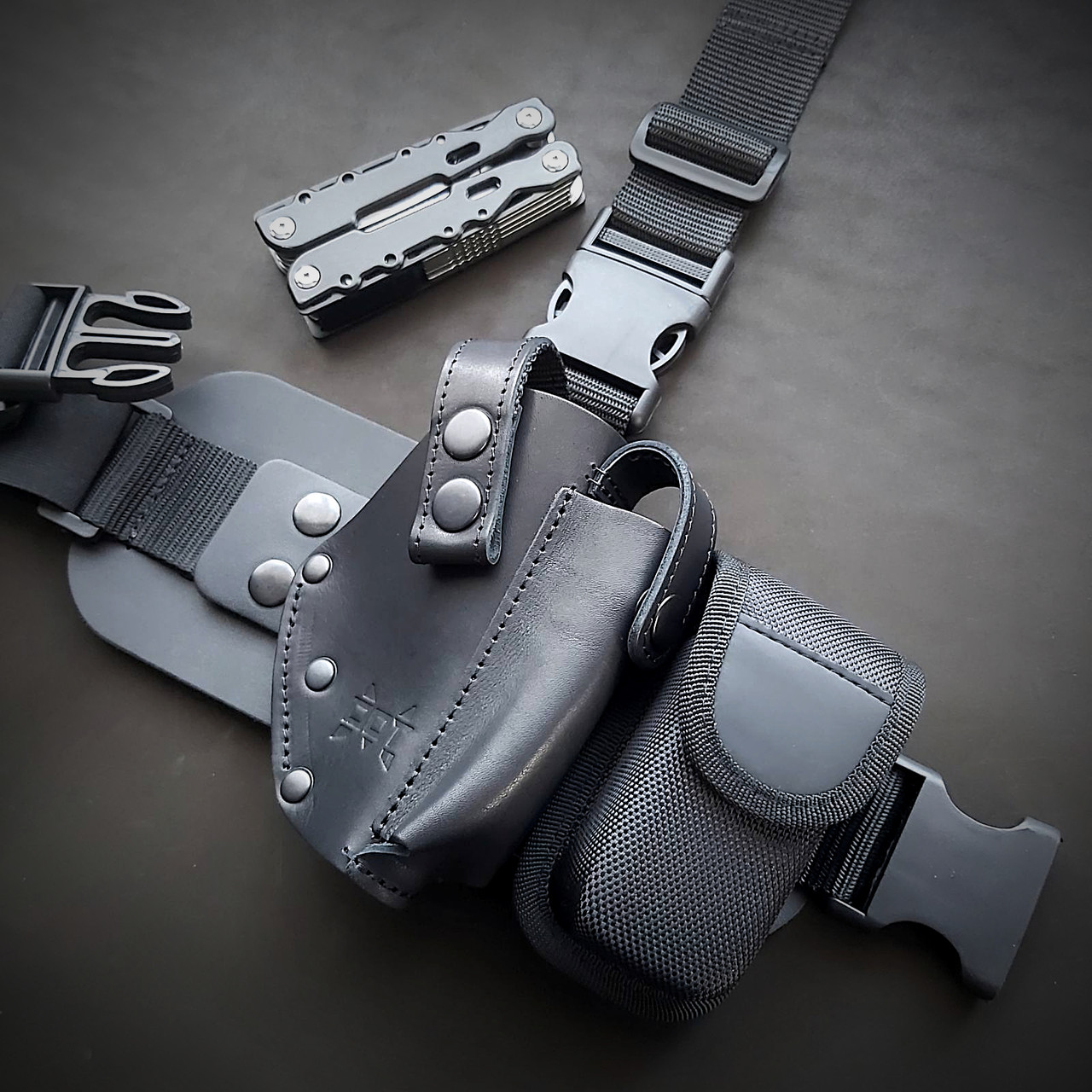 Купить Комплект на бедро/ремень кобура+мультитул |под ПМ| черный, цена ...