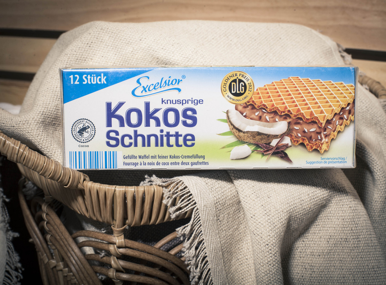 Вафлі 🥥 Excelsior "Kokos Schnitte" 250 гр. Німеччина