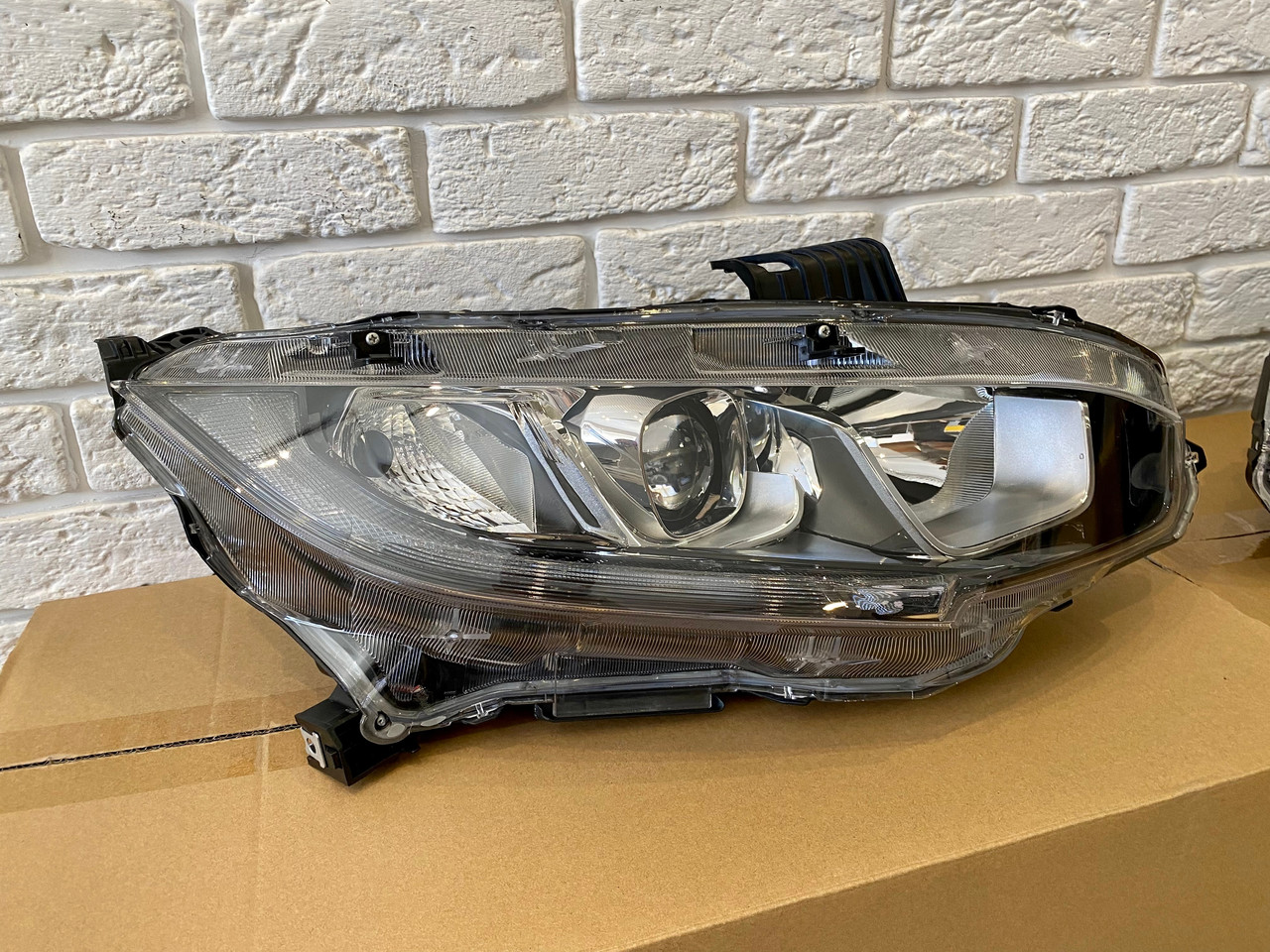 Фара права галоген Honda Civic 10 2016+, фото 1