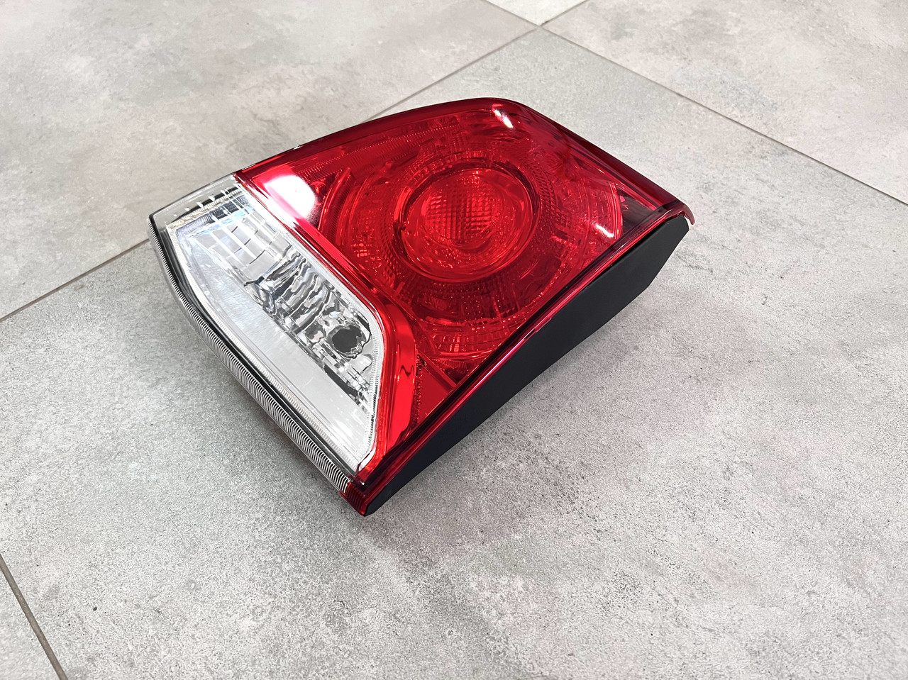 Внутрішній правий ліхтар Toyota Land Cruiser 200 2007-2015 рестайлінг 2012+, фото 1