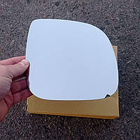 Скло дзеркала (вкладиш, дзеркальний елемент) правий Audi Q7 (Ауди Ку7) 2005-2009