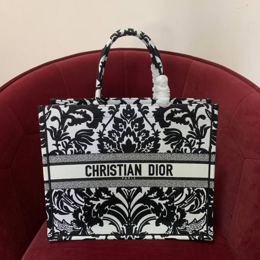 Сумка жіноча СD Book Tote орнамент
