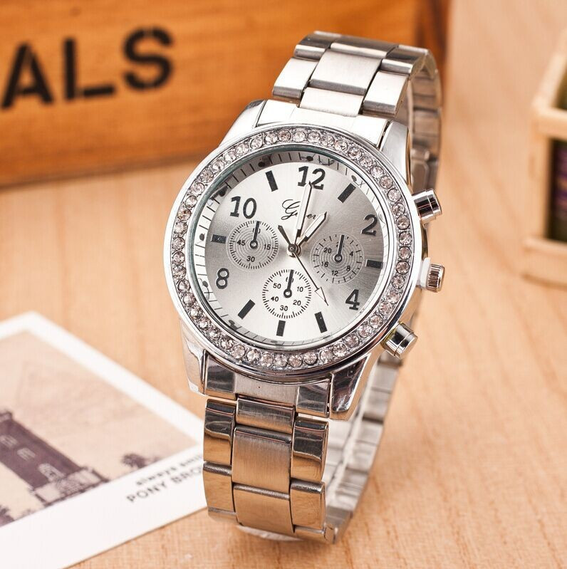 Женские часы Geneva Kors Style Silver под серебро со стразами, Жіночий наручний годинник