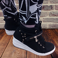 Черевики-снікерси чорні на шнурках