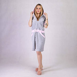 Жіночий велюровий халат на блискавці з капюшоном 50-54р.