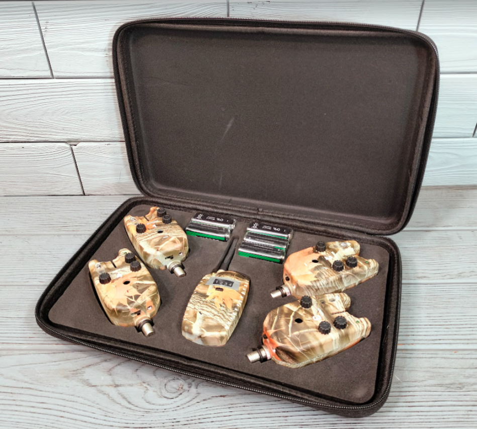 Набір сигналізаторів із пейджером у кейсі 4+1 Sam's Fish Camo SF23997, фото 1