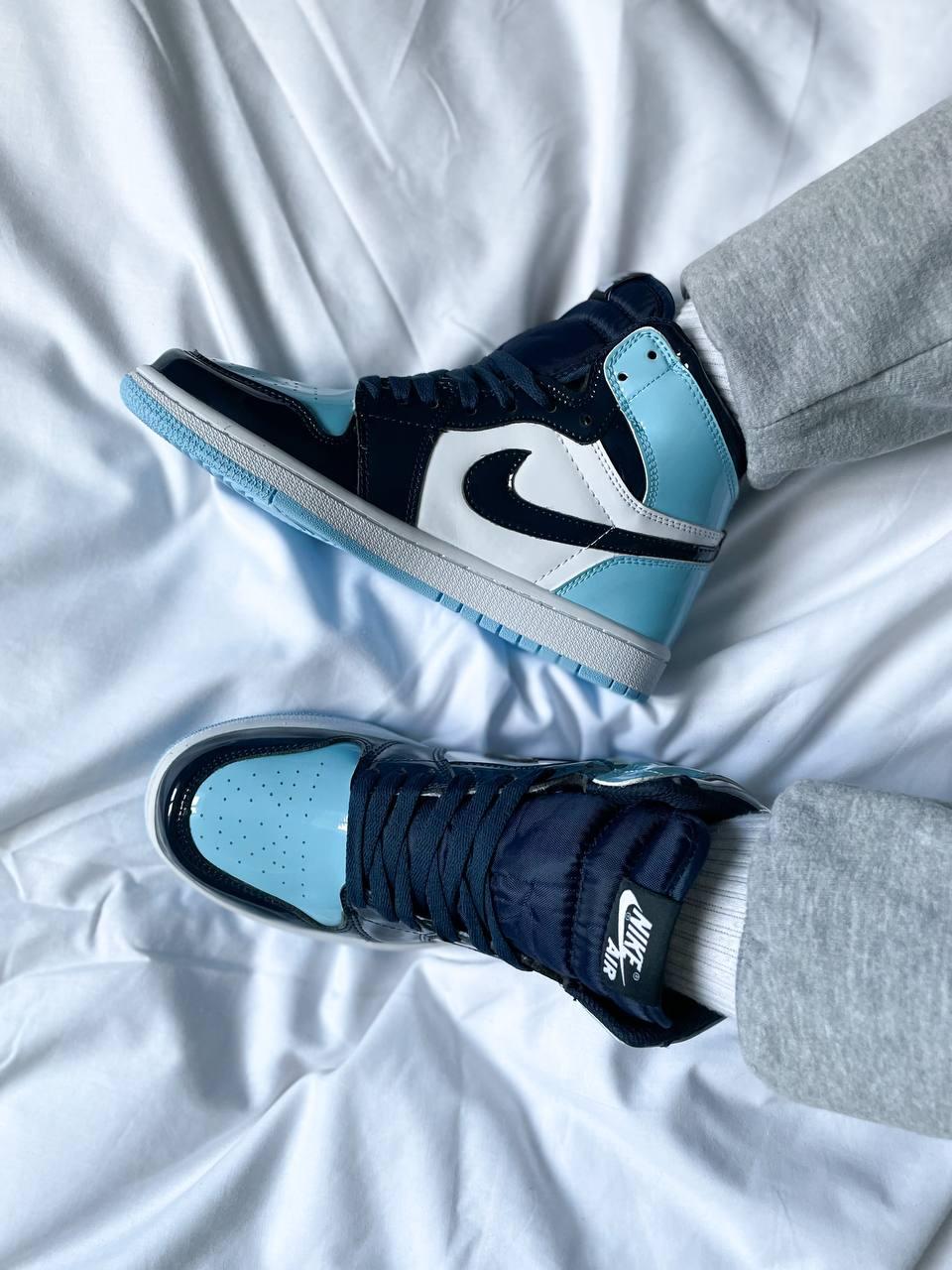 Жіночі кроссівки Nike Air Jordan 1 Retro Patent Blue весна осінь. Жіночі кросси Найк Аір Джордан 1.