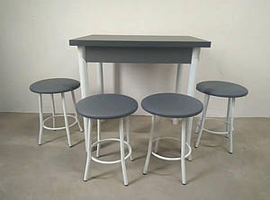 Стіл розкладний та табурети комплект