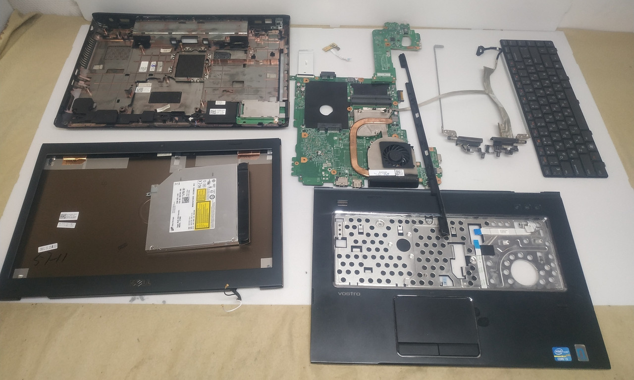 Ноутбук DELL Vostro 3550 на запчастини. Розбирання DELL Vostro 3550, фото 1