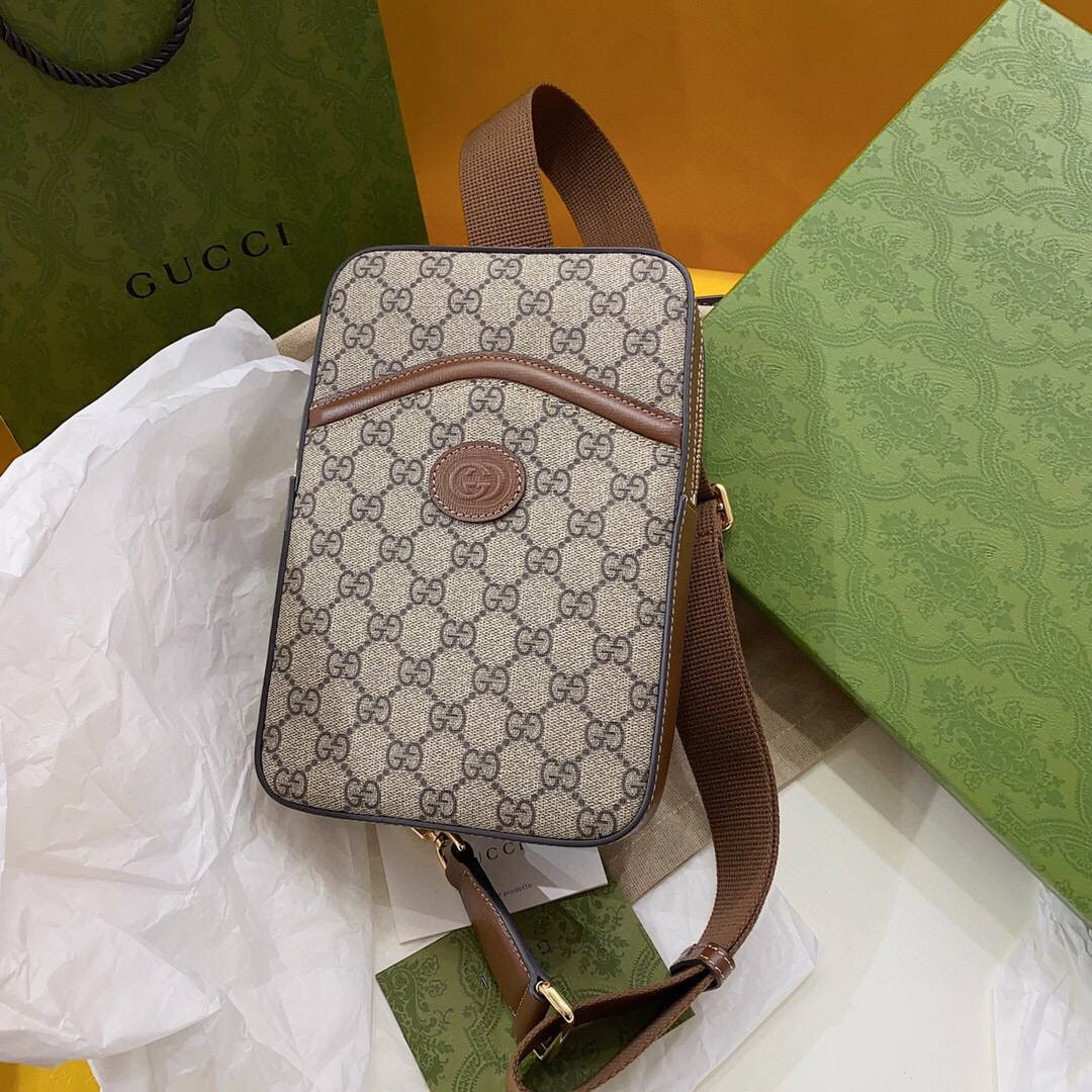 Рюкзак-слінг з переплетеними літерами G Gucci