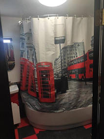 Фото шторка для ванної кімнати з Лондонським автобусом