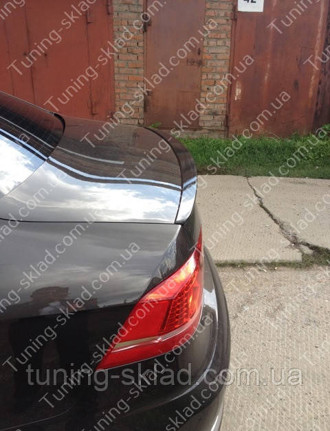 Спойлер Фольксваген Пассат Б7 (ліп спойлер на багажник Volkswagen Passat B7 седан), фото 1