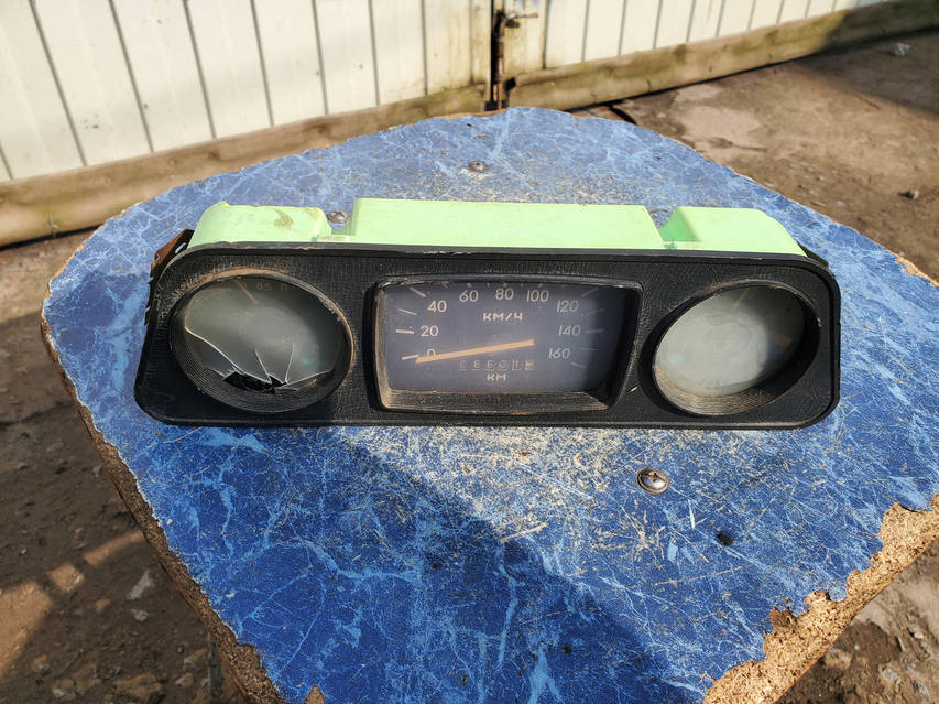 4298004762_w1280_h640_panel-