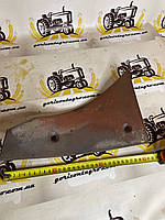 Груди відвала плуга ПЛН. Грудь на грудинку плуга