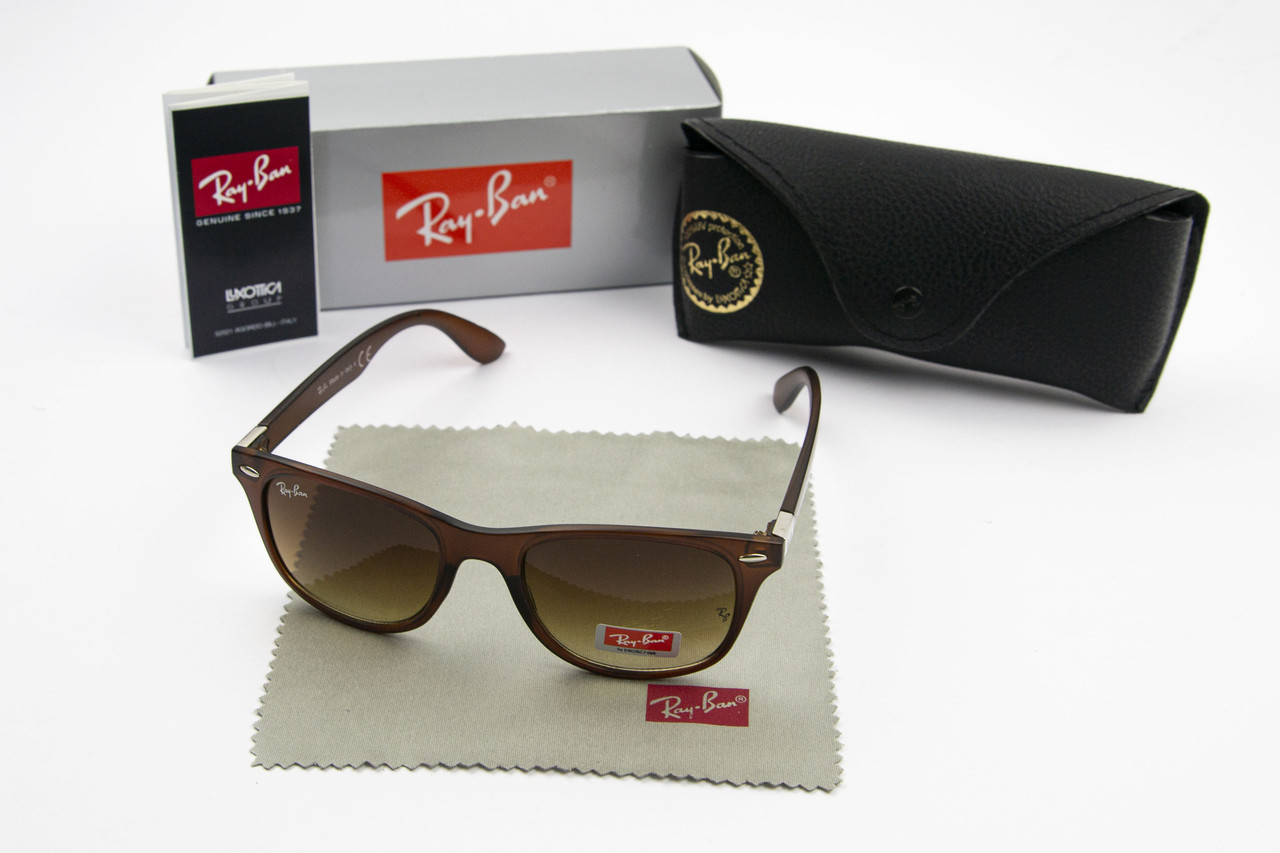 Сонцезахисні окуляри RAY BAN UV400 (арт. RB4195) коричневий